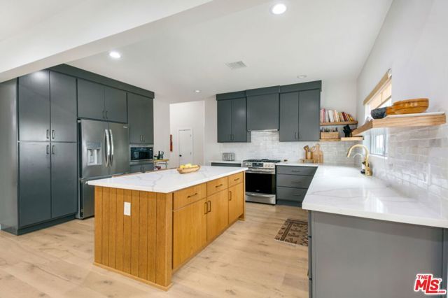 5625 S Sherbourne Drive, Los Angeles, CA 90056