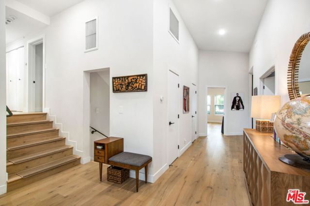 5625 S Sherbourne Drive, Los Angeles, CA 90056