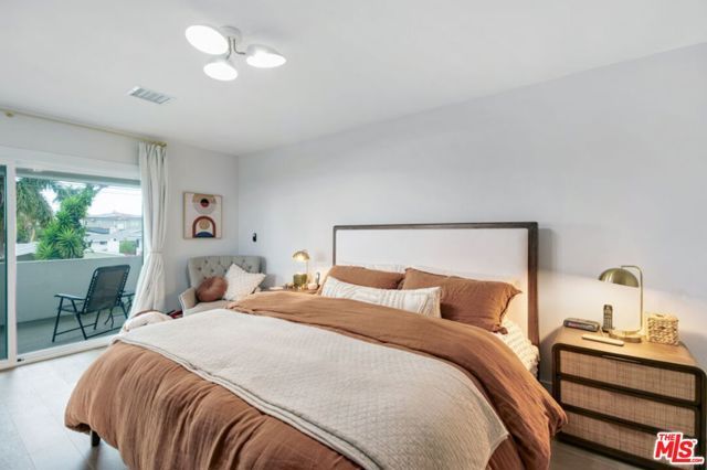 5625 S Sherbourne Drive, Los Angeles, CA 90056