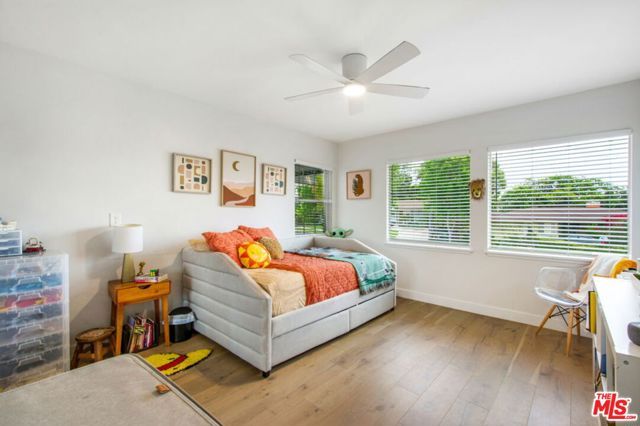 5625 S Sherbourne Drive, Los Angeles, CA 90056