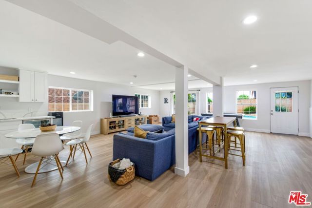 5625 S Sherbourne Drive, Los Angeles, CA 90056
