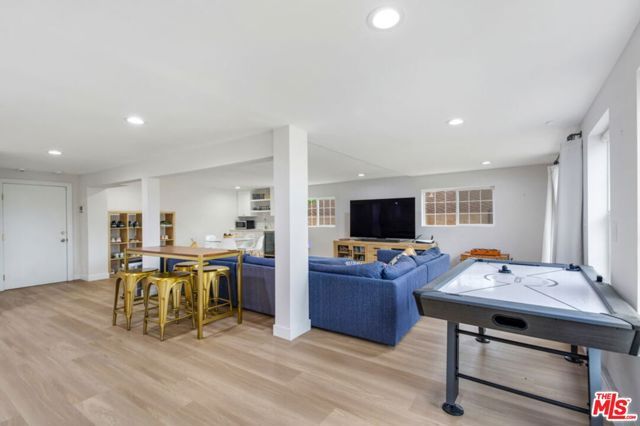 5625 S Sherbourne Drive, Los Angeles, CA 90056