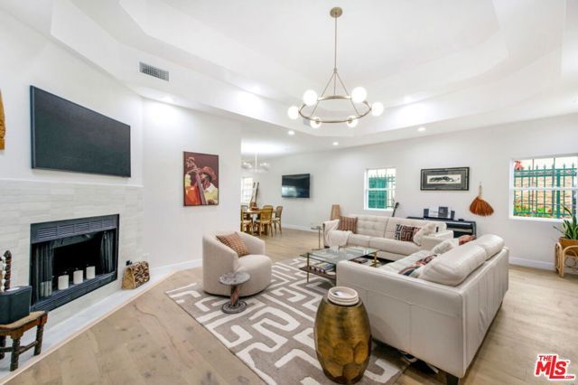 5625 S Sherbourne Drive, Los Angeles, CA 90056
