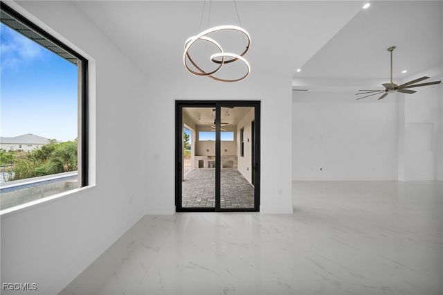 1007 NW 23rd AVE, Cape Coral, FL 33993