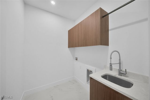 1007 NW 23rd AVE, Cape Coral, FL 33993