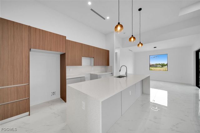 1007 NW 23rd AVE, Cape Coral, FL 33993