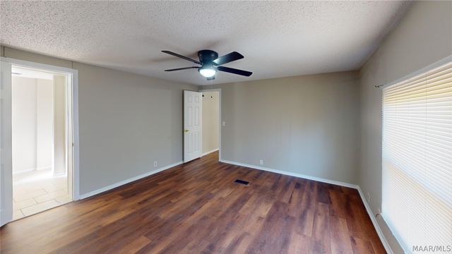 124 Sevarg Lane, Millbrook, AL 36054