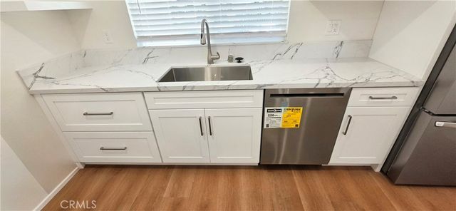 1234 Cedar, Santa Ana, CA 92707
