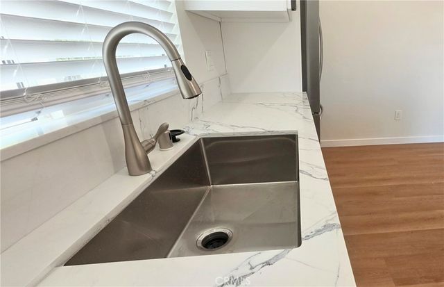 1234 Cedar, Santa Ana, CA 92707
