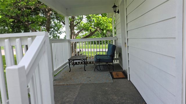 1624 Cedar Street, Bonham, TX 75418