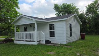 1624 Cedar Street, Bonham, TX 75418