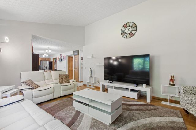 4146 Nafzger Drive, Columbus, OH 43230