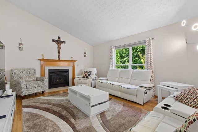 4146 Nafzger Drive, Columbus, OH 43230
