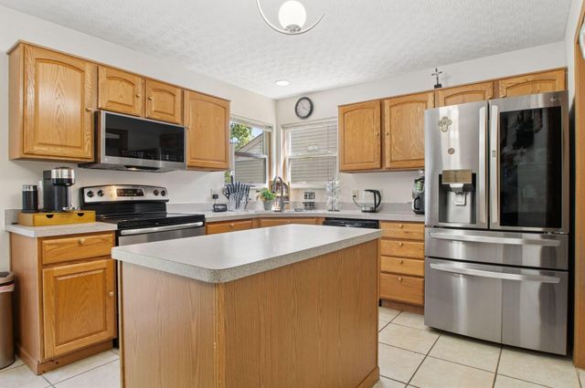 4146 Nafzger Drive, Columbus, OH 43230