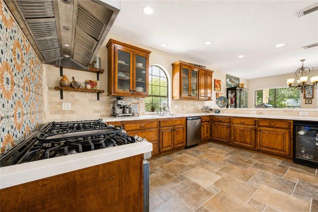 5920 White Oak Trace, Conroe, TX 77304