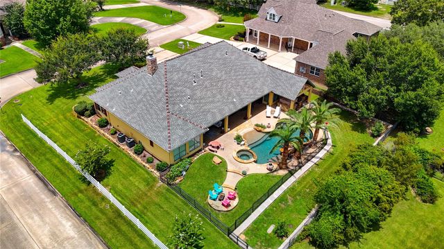5920 White Oak Trace, Conroe, TX 77304