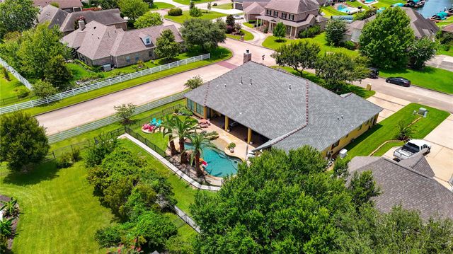 5920 White Oak Trace, Conroe, TX 77304