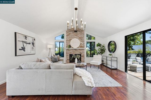 1979 CHARMSTONE COURT, Walnut Creek, CA 94595