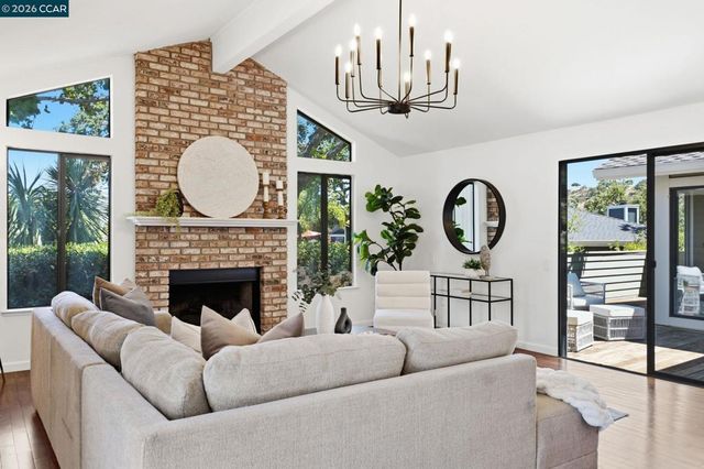 1979 CHARMSTONE COURT, Walnut Creek, CA 94595