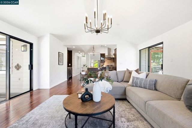 1979 CHARMSTONE COURT, Walnut Creek, CA 94595