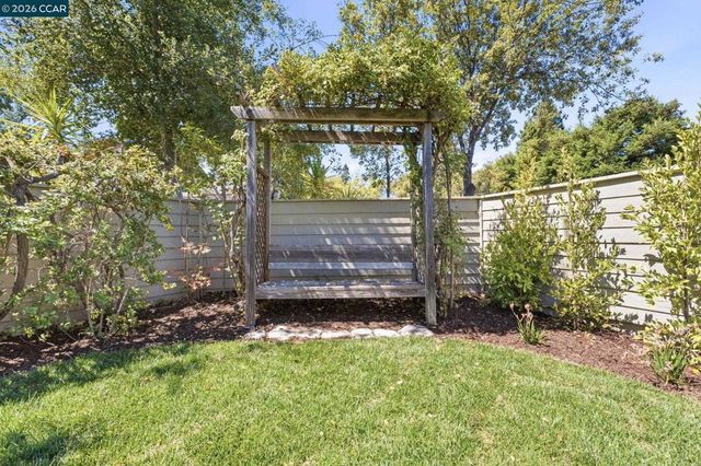 1979 CHARMSTONE COURT, Walnut Creek, CA 94595