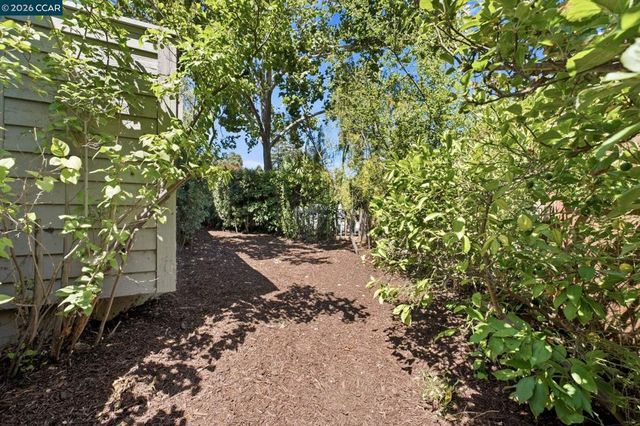 1979 CHARMSTONE COURT, Walnut Creek, CA 94595