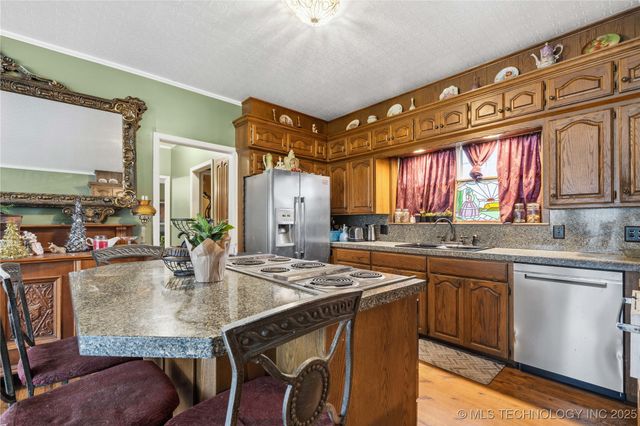 514 N Highway 10, Gore, OK 74435