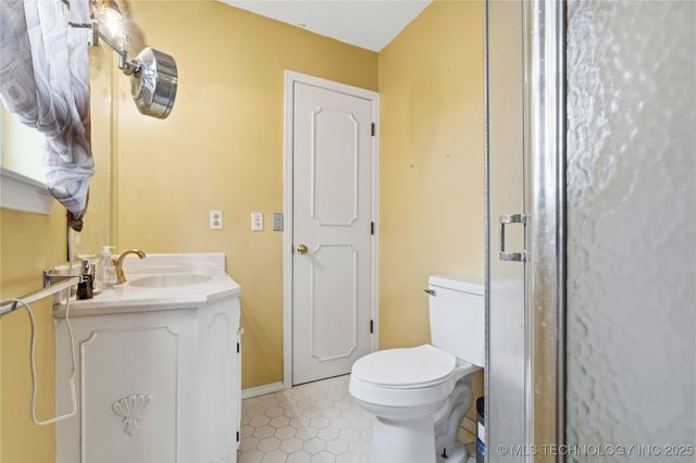 514 N Highway 10, Gore, OK 74435