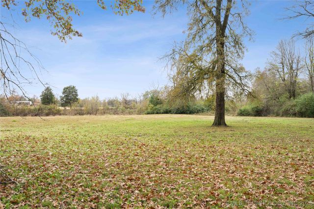 514 N Highway 10, Gore, OK 74435