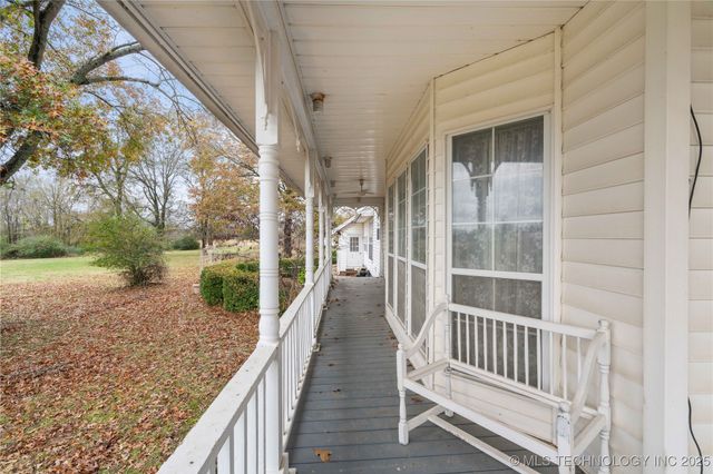 514 N Highway 10, Gore, OK 74435