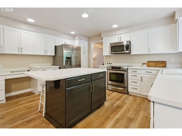 4000 Se 183RD Ct, Vancouver, WA 98683