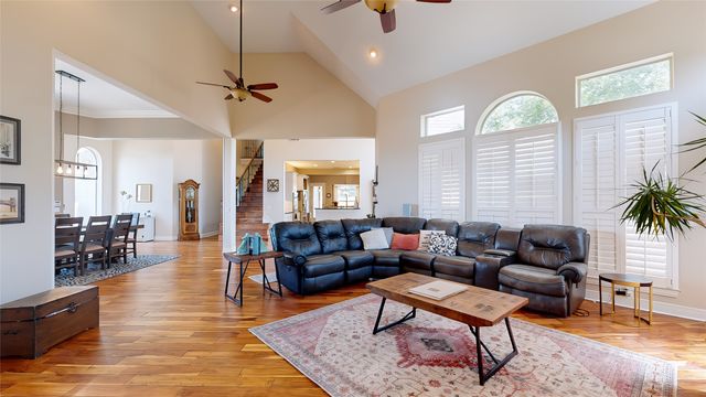 3107 Hillside Drive, Highland Village, TX 75077