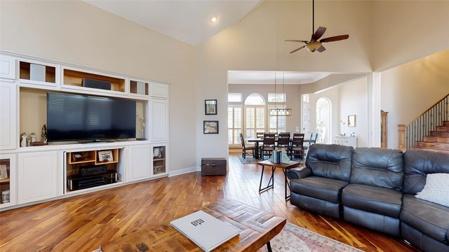 3107 Hillside Drive, Highland Village, TX 75077