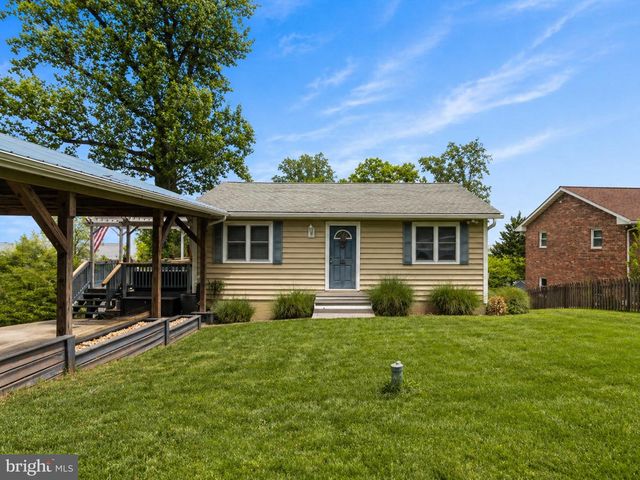 3817 BAYVIEW DR, Chesapeake Beach, MD 20732