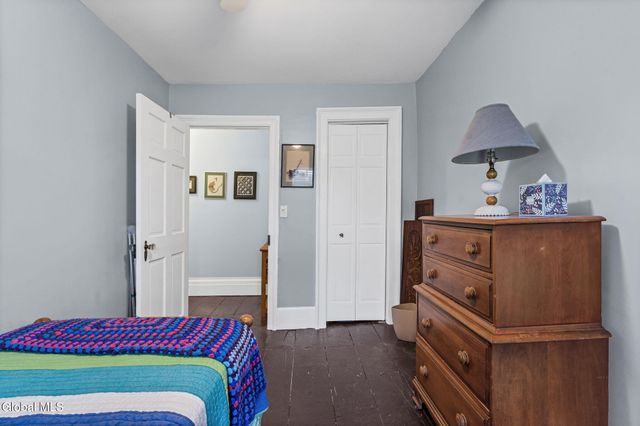 6 Halfmoon Drive, Waterford, NY 12188
