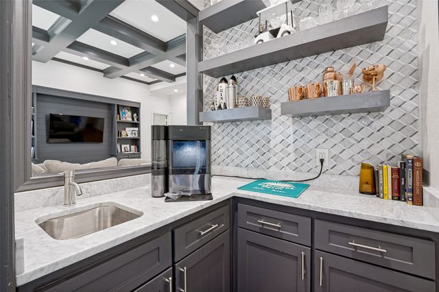 18007 Windtop Lane, Dallas, TX 75287