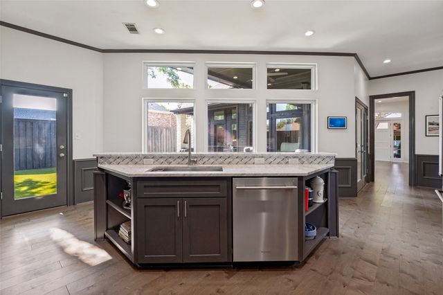 18007 Windtop Lane, Dallas, TX 75287