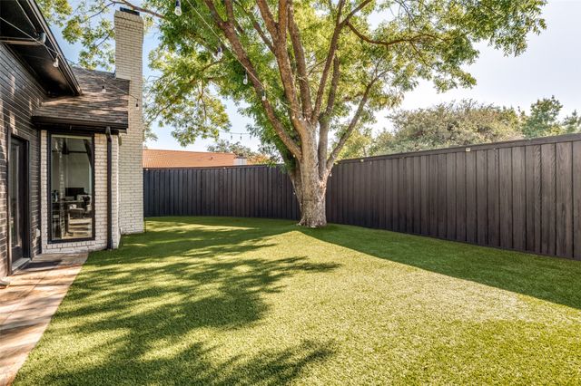 18007 Windtop Lane, Dallas, TX 75287