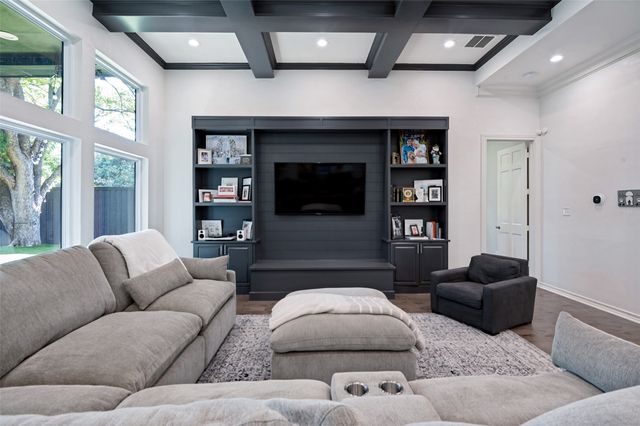 18007 Windtop Lane, Dallas, TX 75287