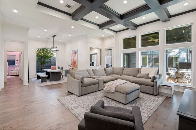 18007 Windtop Lane, Dallas, TX 75287