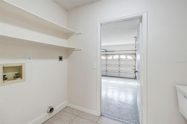 2105 CORK OAK STREET, Sarasota, FL 34232