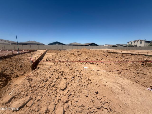 9528 W GABY Road, Tolleson, AZ 85353