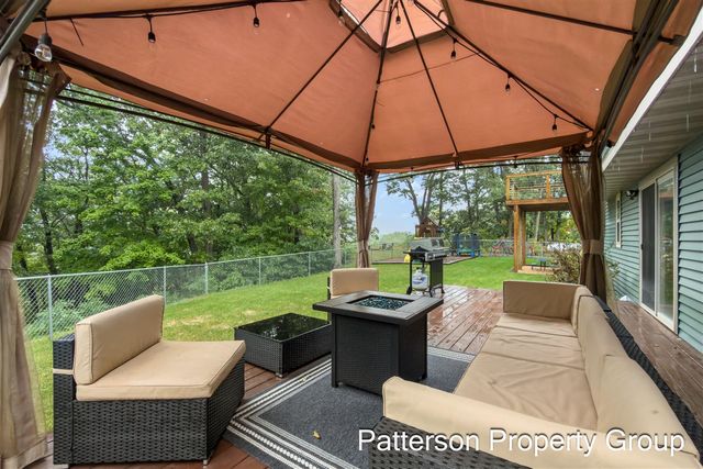 685 N Brooks Road, Muskegon, MI 49442