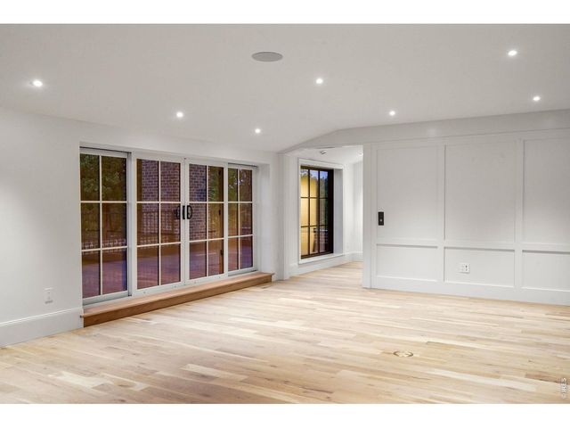888 S Franklin St, Denver, CO 80209