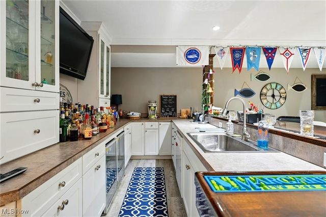 160 Saint Andrews, Cortland, OH 44410