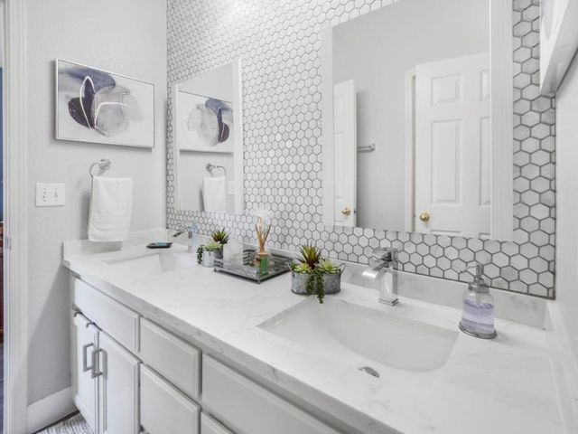 308 Arrowhead Way, Hayward, CA 94544