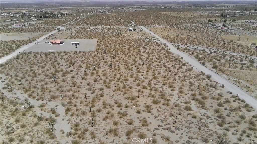 Image 5 of property listing at 0 Azure View Road, Pinon Hills, CA 92372