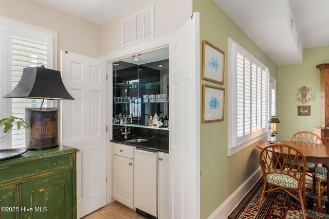 121 Harold Avenue, Swansboro, NC 28584