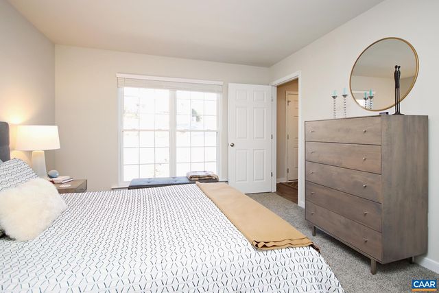 21 BROUGHAM RD, Palmyra, VA 22963