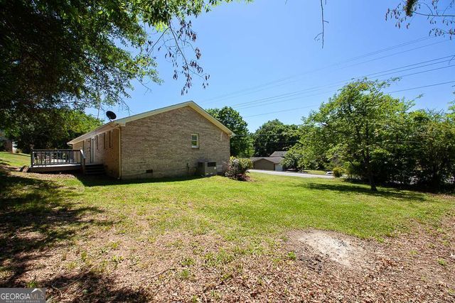 102 Lindsey Court NE, Calhoun, GA 30701